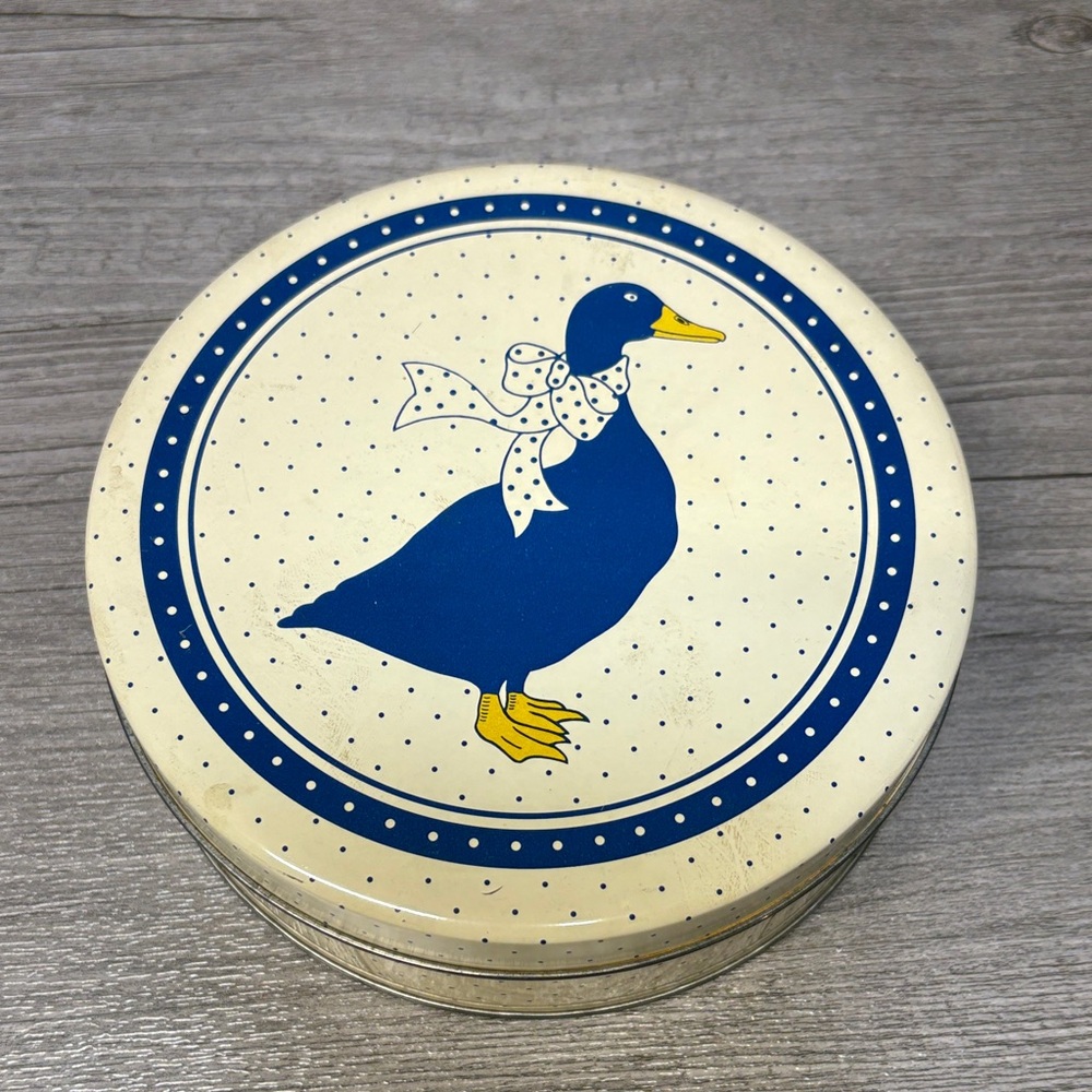 Vintage Polka Dot Goose Tin